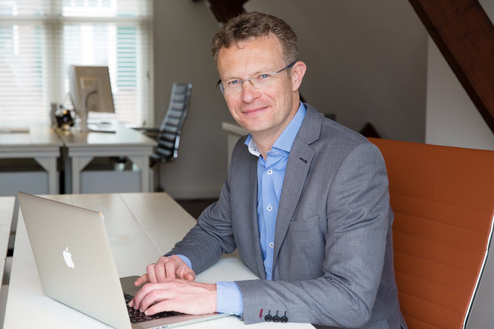 Erik Jan Elsenaar - freelance customer journey expert | interim, consultancy, coaching | Return on Experience